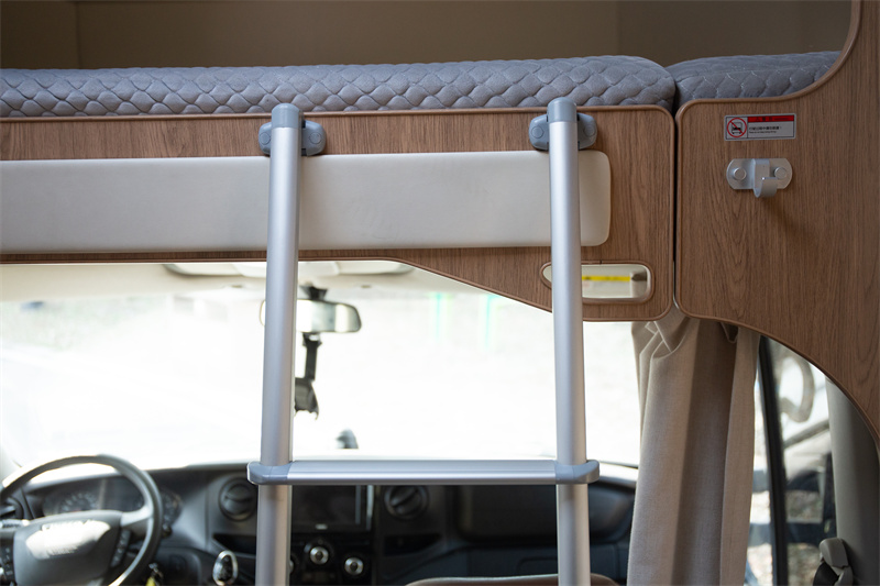 M1 Vehicle Use Climbing Ladder (2)