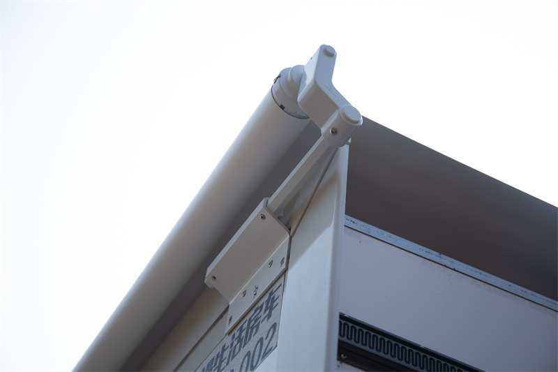 A6 Awning For Pop Out Walls (7)