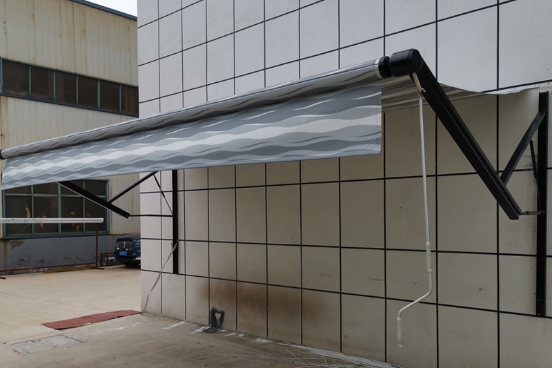 Instructions for use of manual rv awning