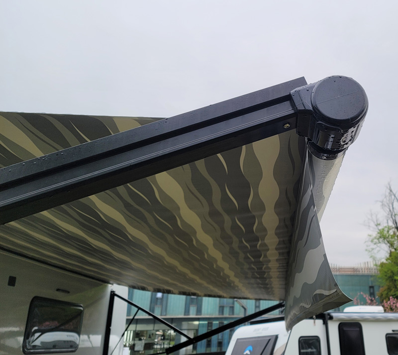 B1 roll out RV awning1