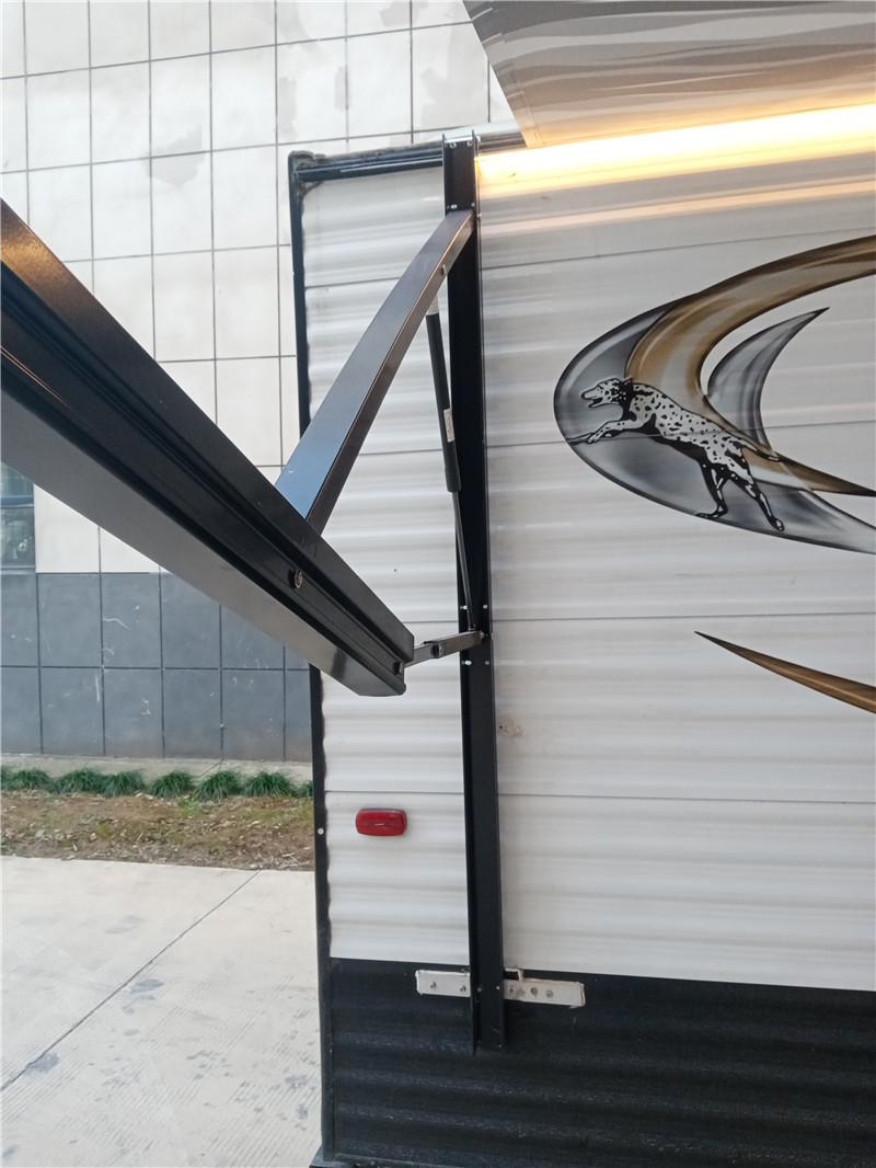 B2E Electric RV awnings5