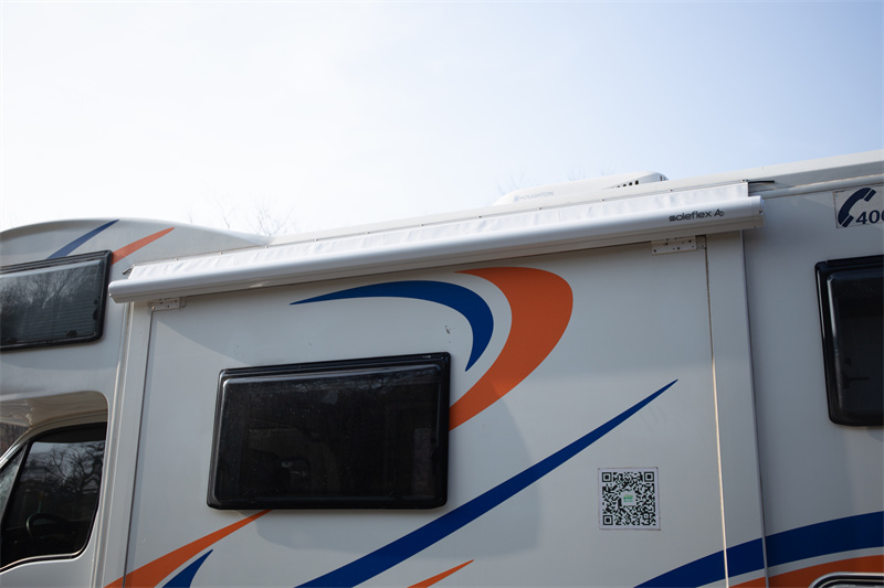 A10 Awning For Pop Out Walls (2)